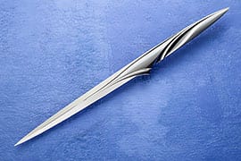 Elizabeth Loerchner custom knife